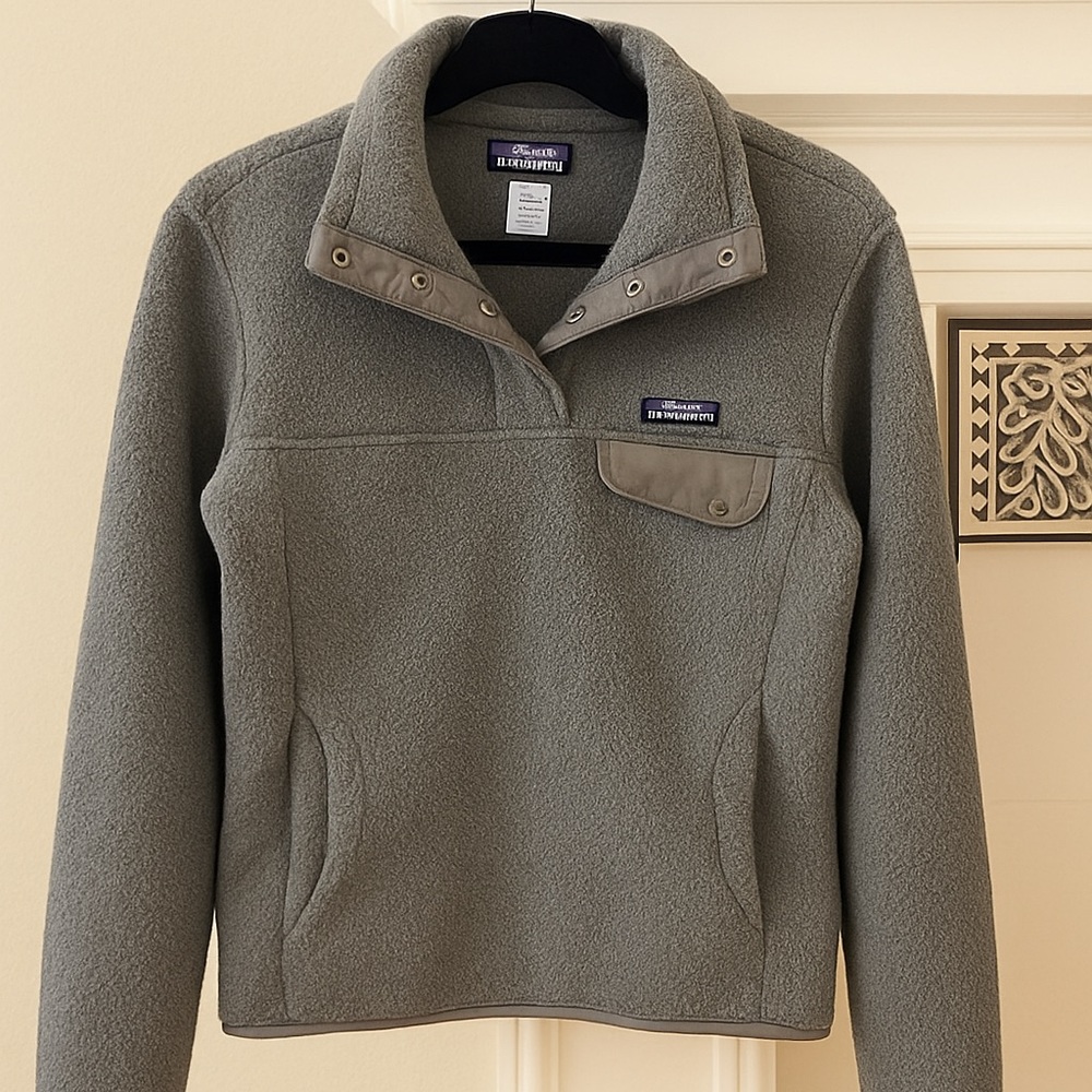 Patagonia Women's Gray Fleece Pullover